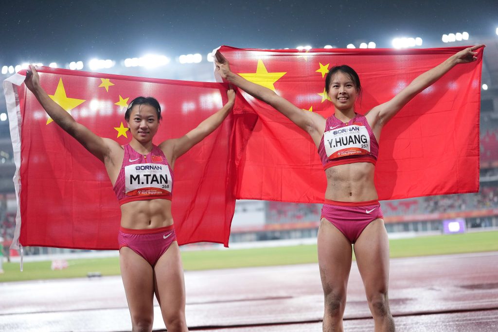 享受到最细致的服务以及最好玩的游戏。详情图